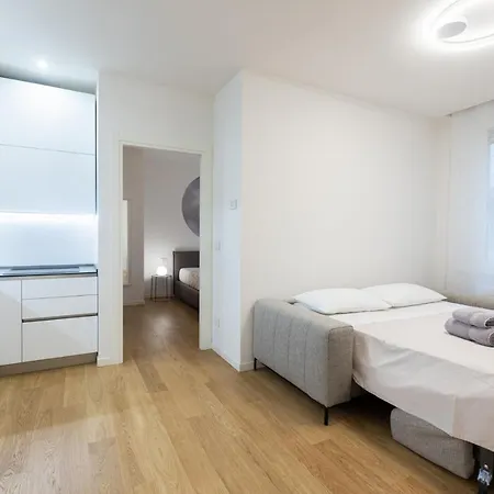 Just Urban - Beautiful In The Center Apartment