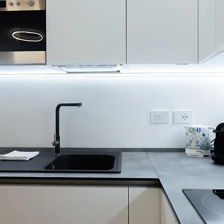 Just Urban Stays - Design Apartment In The Heart Of Bologna Διαμέρισμα Μπολόνια