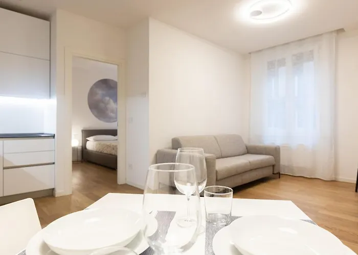 Апартаменты Just Urban Stays - Design Apartment In The Heart Of Bologna Болонья
