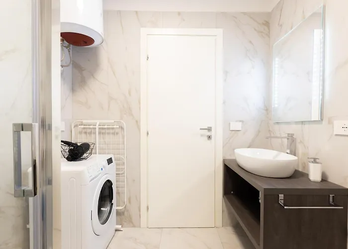 Apartamento Just Urban Stays - Design Apartment In The Heart Of Bologna